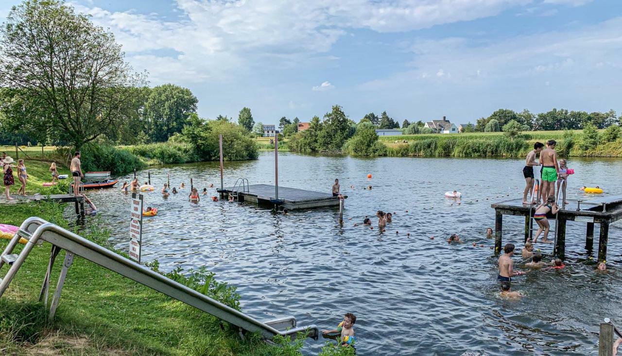 Mooiwater Hotel Deinze Bagian luar foto